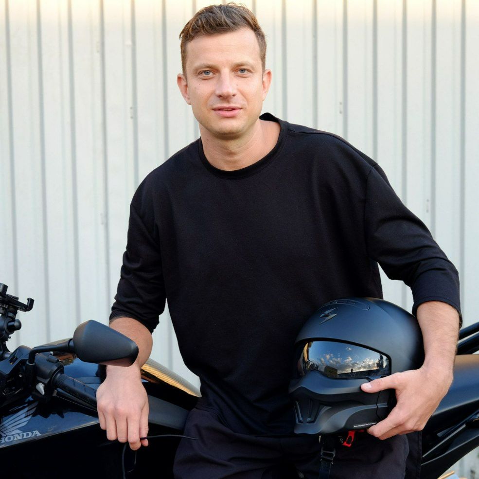 Anton Dolgalev