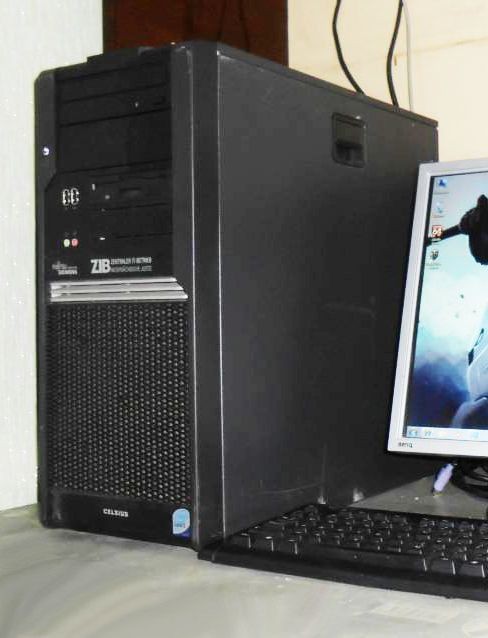 Системный блок Fujitsu W370 (полноразмерный)