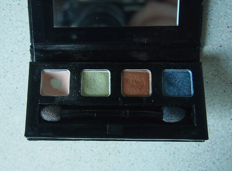 тени б.у. Mary Kay