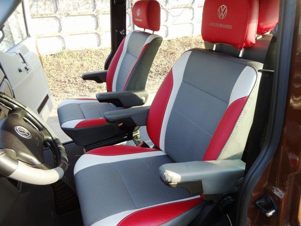 Переоборудование микроавтобусов. Обшивка авто салона.