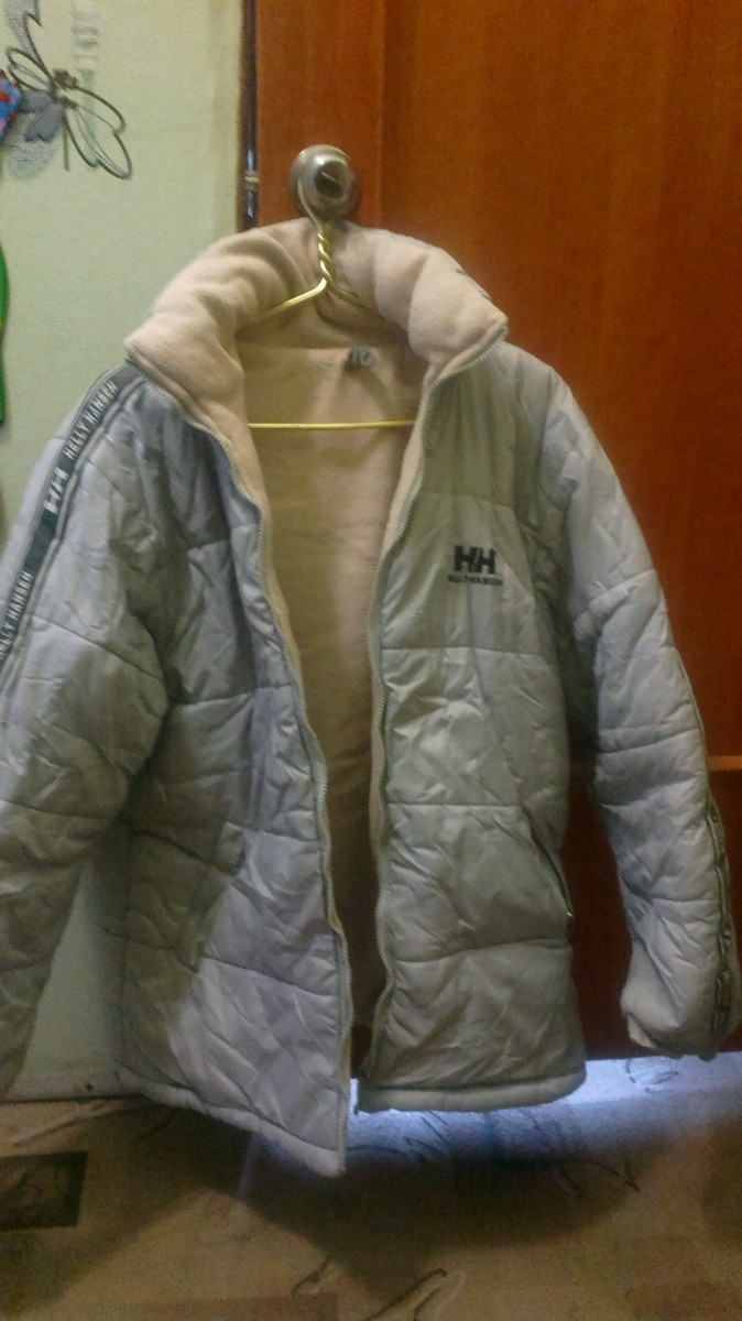 Продам женский теплый пуховик