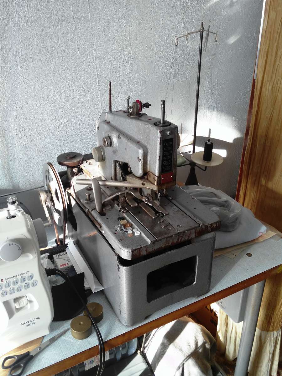 Продам б\у швейное оборудование СРОЧНО!!! Закрывается ателье !!!