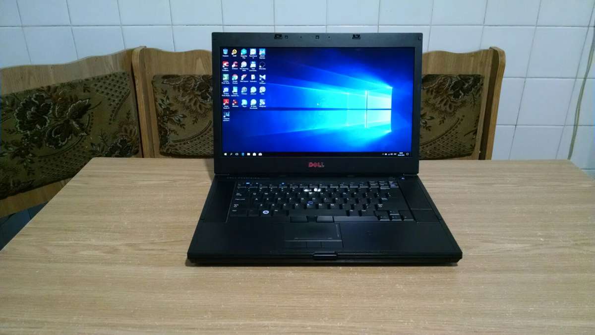 Dell Precision M4500, 15,6"HD+,i7-720QM,8GB,500GB,Nvidia FX 880 1GB