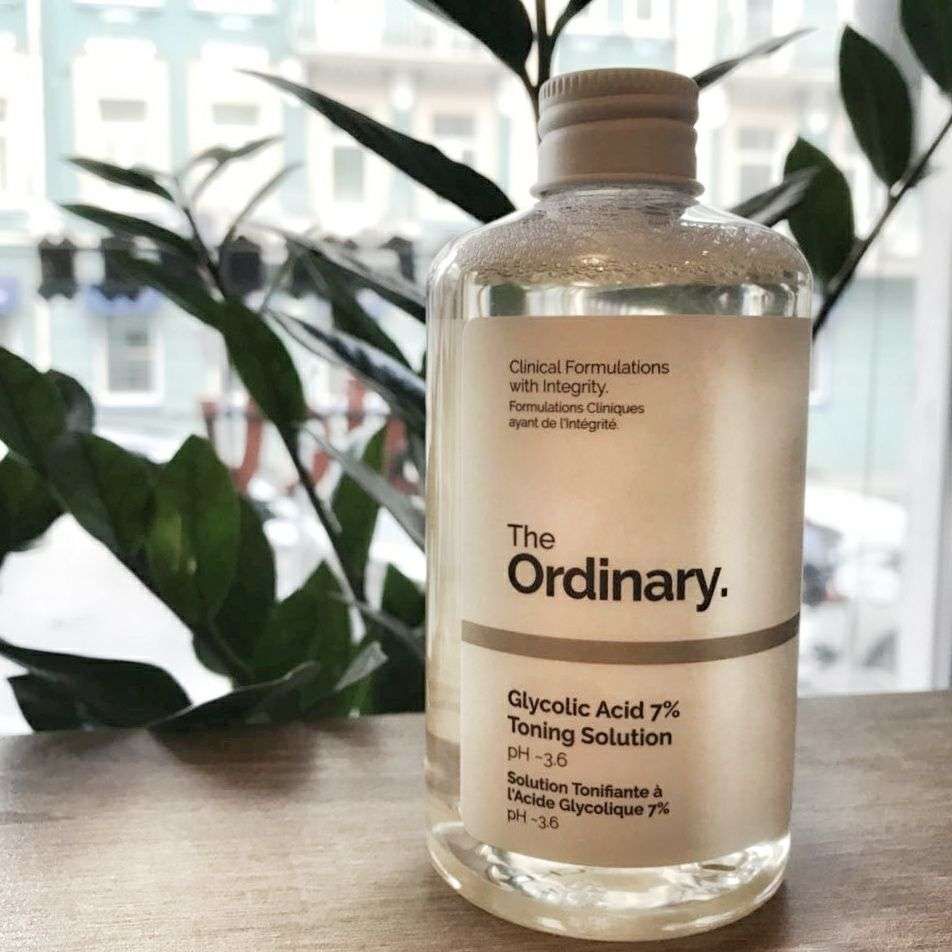 The ordinary glycolic acid 7% toning solution