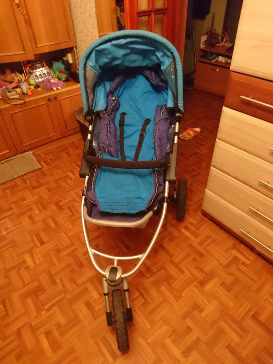 Детская коляска Quinny Speedi прогулка от 6 мес до 4 лет.