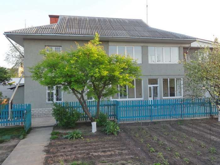 Продам современный 2-эт дом на Левом Берегу, р-н Косиора/Байкальская