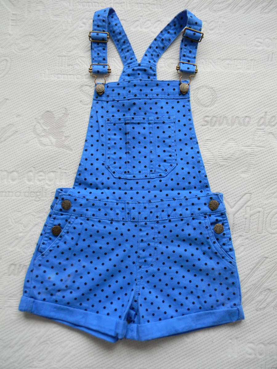 джинсовый комбинезон Denim Co на 5-7 лет.
