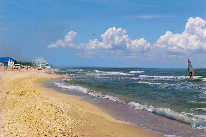 Бронируйте домики у моря. Отдых на Азовском море. Арендовать домик