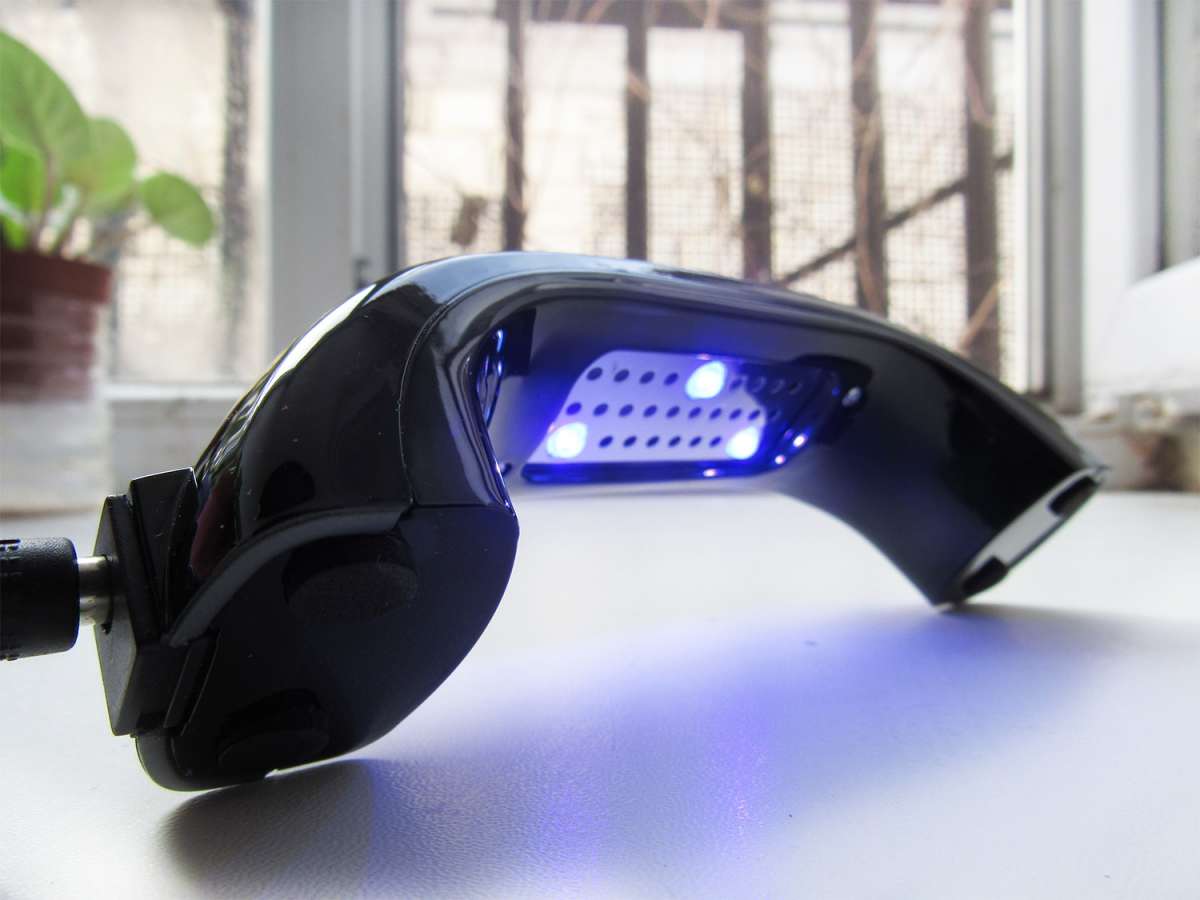 Новые LED-лампы DAYFULI 9W, сушит 1 мин до высыхания 4 пальцев, 169грн