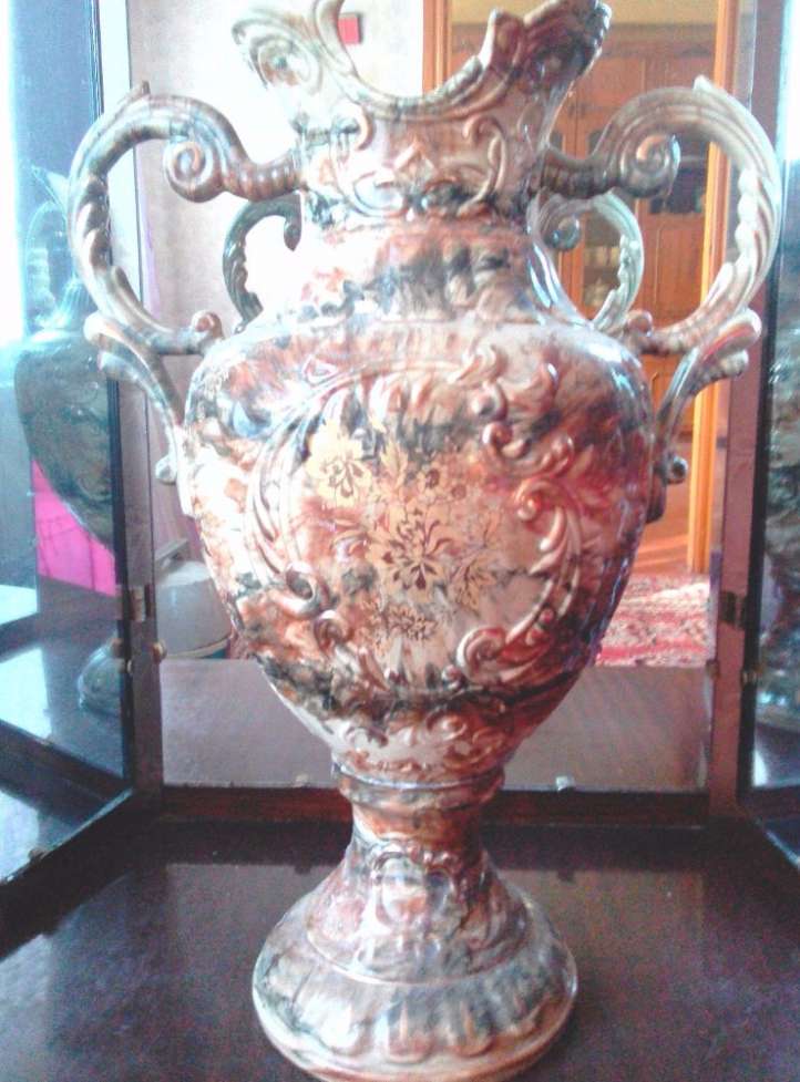 продам вазу в стиле ампир