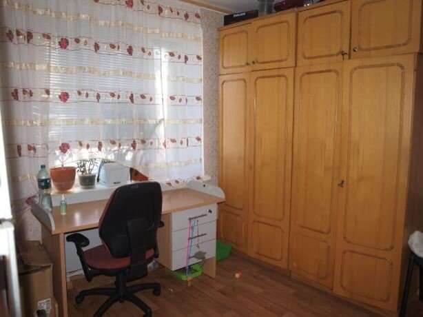 Продам 2 комн квартиру на ХБК, 2/5