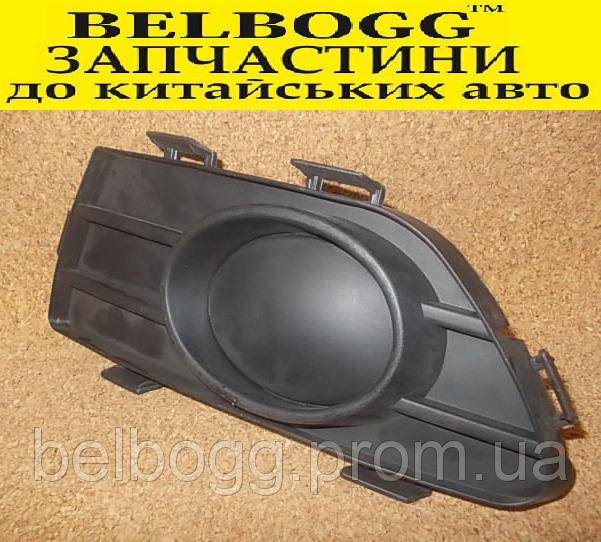 Решетка противотуманной фары левая Great Wall Voleex C30