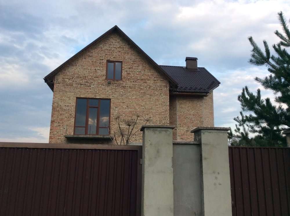 Продаю будинок терміново, власник