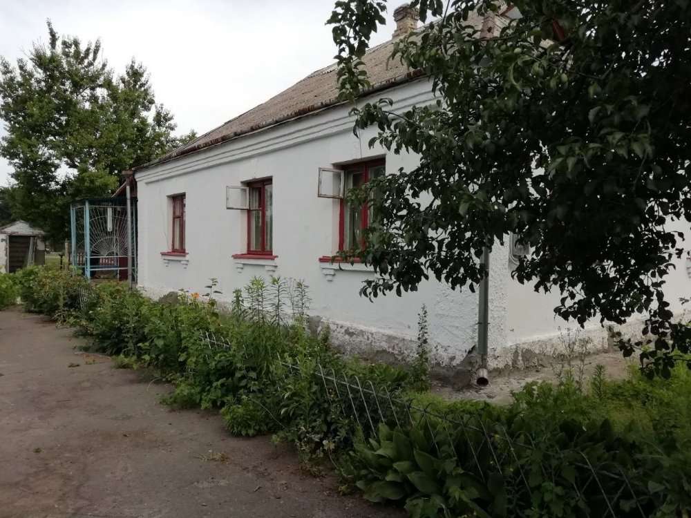 Продам кирп. дом в с.Мирное, Бориспольского р-на, 50 км от Киева