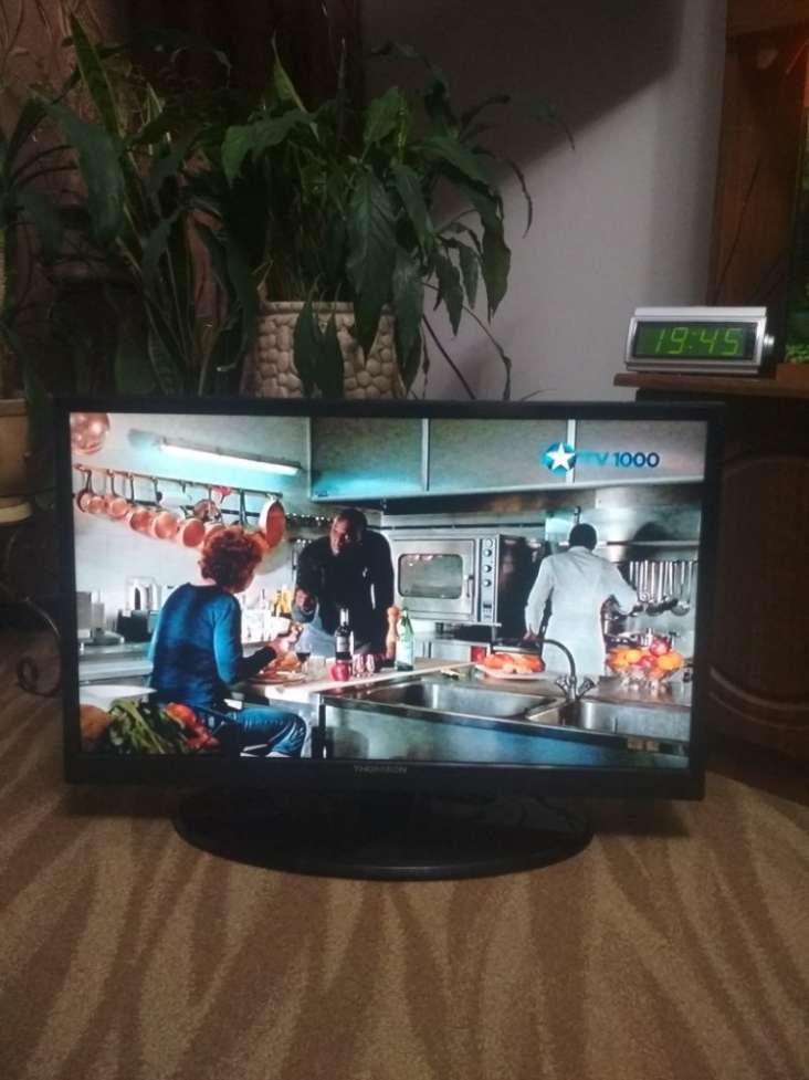 Томсон: 2 500 грн - электроника, тв/ видеотехника, телевизоры в Киеве ...